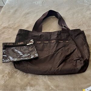 LeSportsac Chocolate Brown Nylon Tote Bag Zipper 2 Lightweight Travel & Makeup